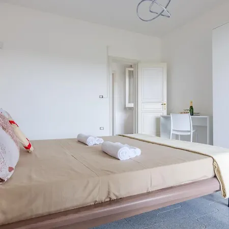 Perla Marina Luxury Villa *
