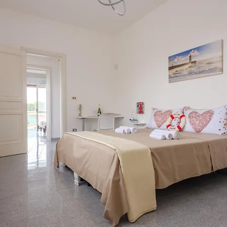 Perla Marina Luxury Villa Torre Lapillo